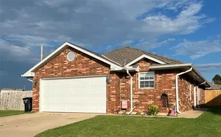 Sold home at 500 SW 38th Terrace