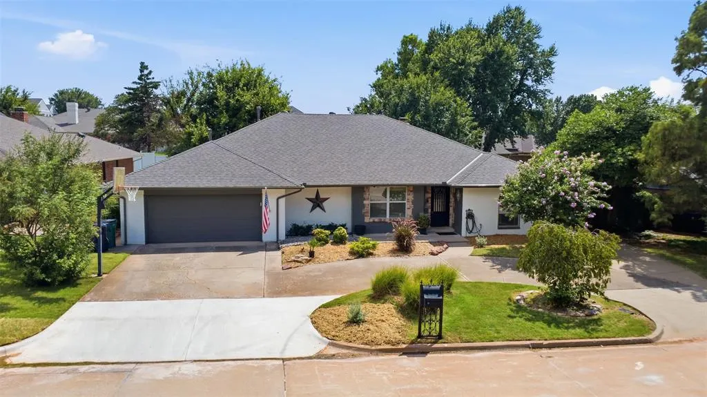 Photo 4 — 4400 Saint Patrick Drive, Oklahoma City, OK 73120