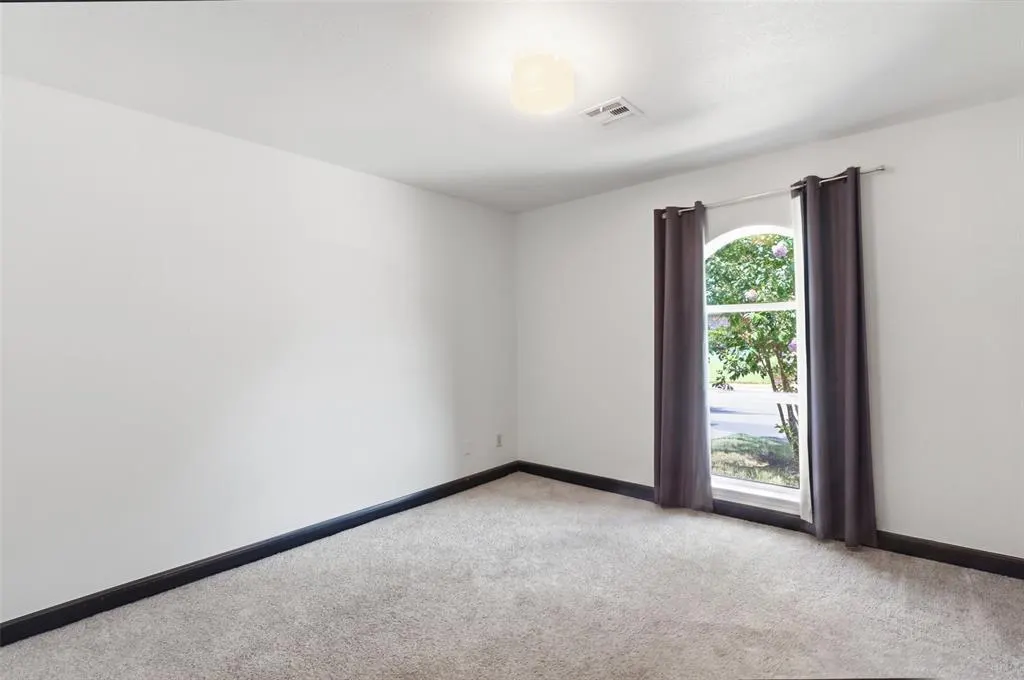 Photo 27 — 4400 Saint Patrick Drive, Oklahoma City, OK 73120