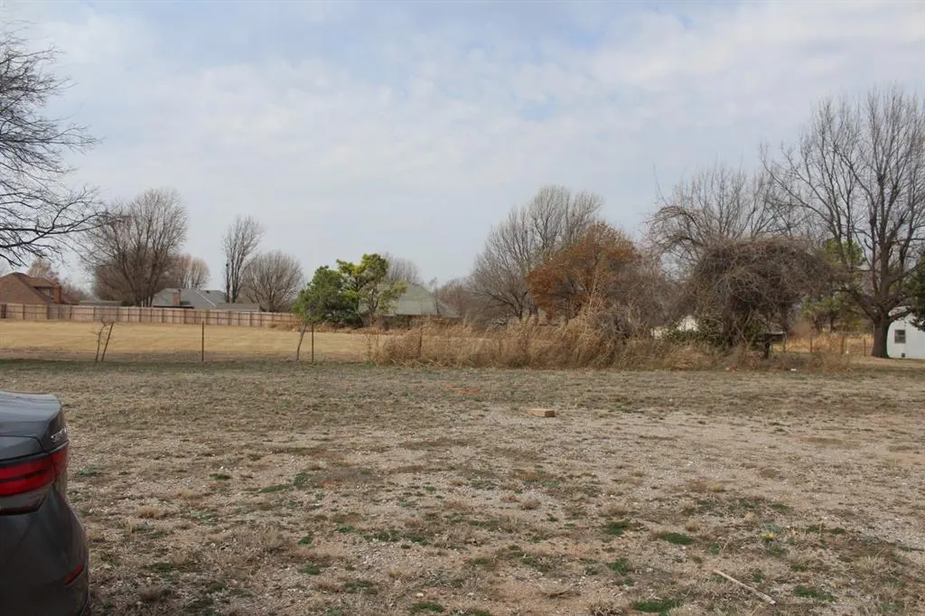 Photo 3 — 18477 320th Street, Norman, OK 73072