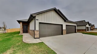 Sold home at 9316 NW 125TH Street