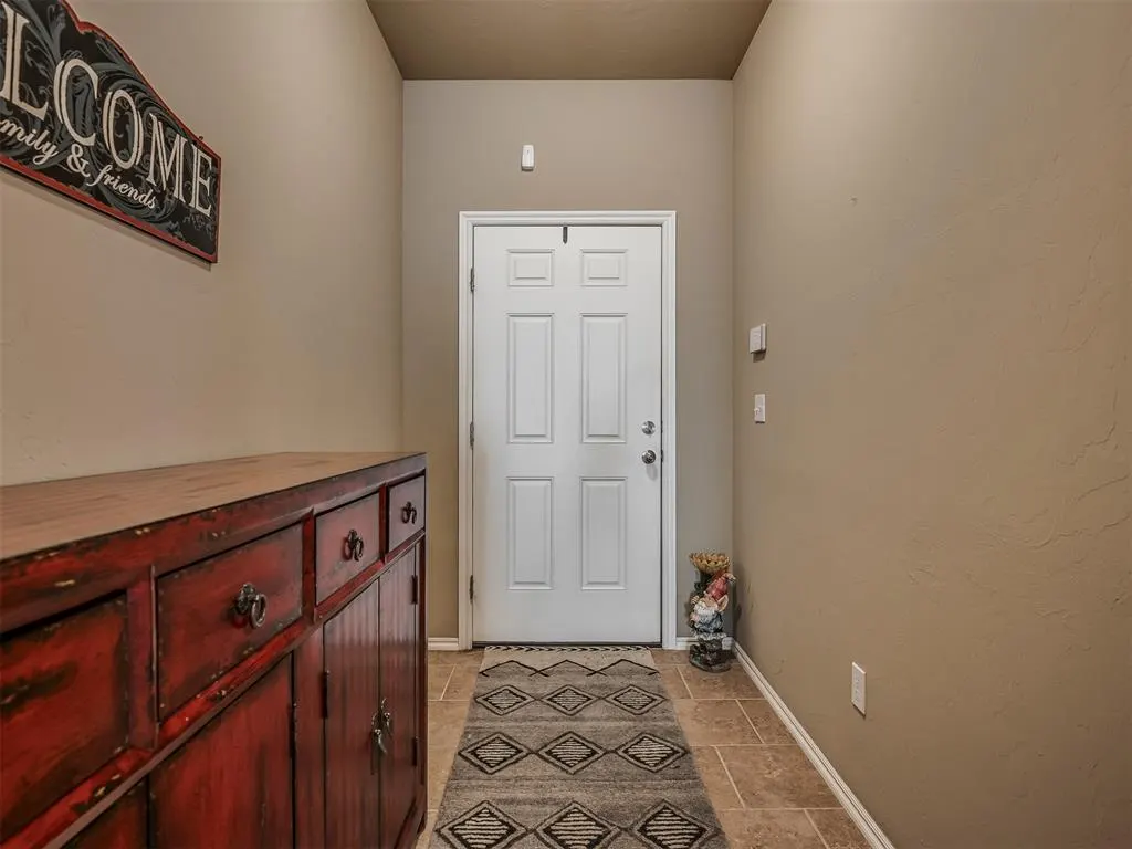 Photo 4 — 9624 Kylie Drive, Oklahoma City, OK 73160
