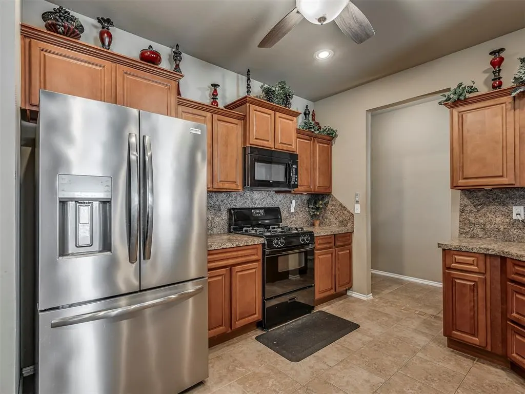 Photo 11 — 9624 Kylie Drive, Oklahoma City, OK 73160