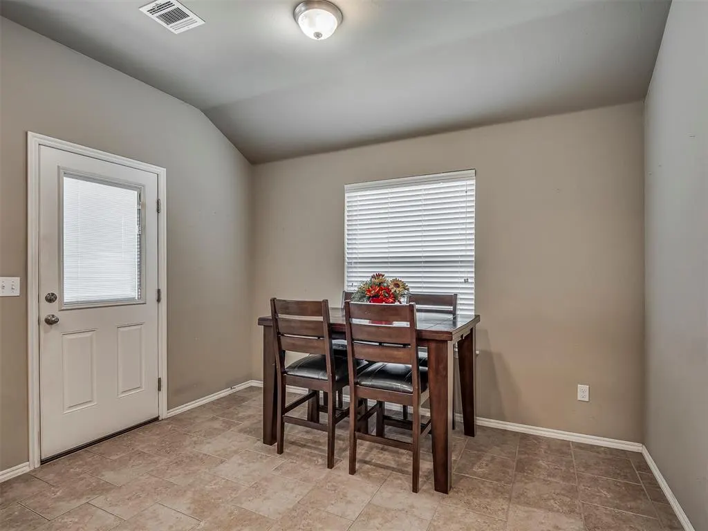 Photo 19 — 9624 Kylie Drive, Oklahoma City, OK 73160