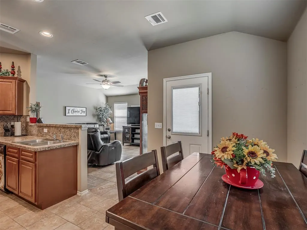 Photo 20 — 9624 Kylie Drive, Oklahoma City, OK 73160