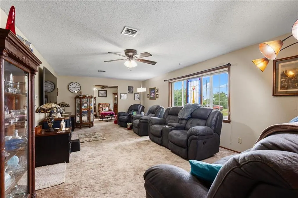 Photo 22 — 1411 14th Street, Maysville, OK 73057