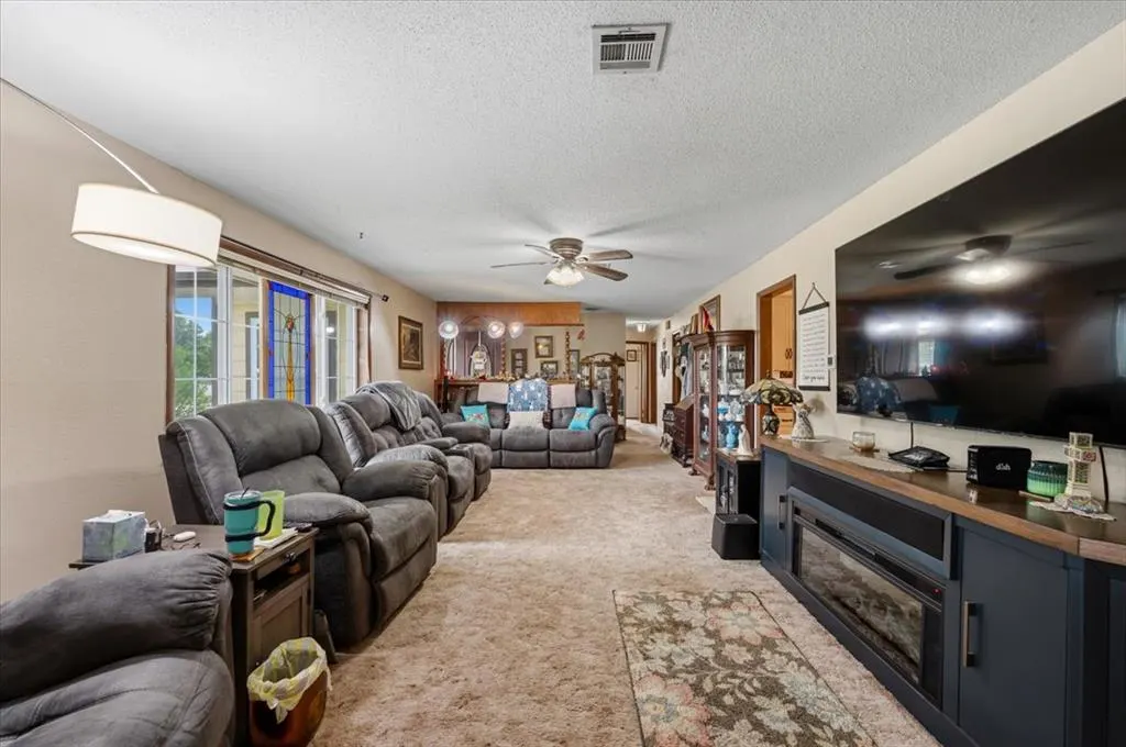 Photo 23 — 1411 14th Street, Maysville, OK 73057