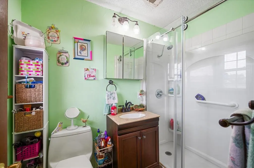 Photo 38 — 1411 14th Street, Maysville, OK 73057