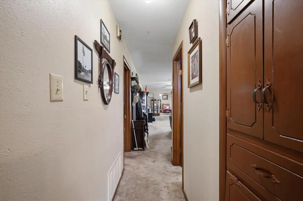 Photo 40 — 1411 14th Street, Maysville, OK 73057