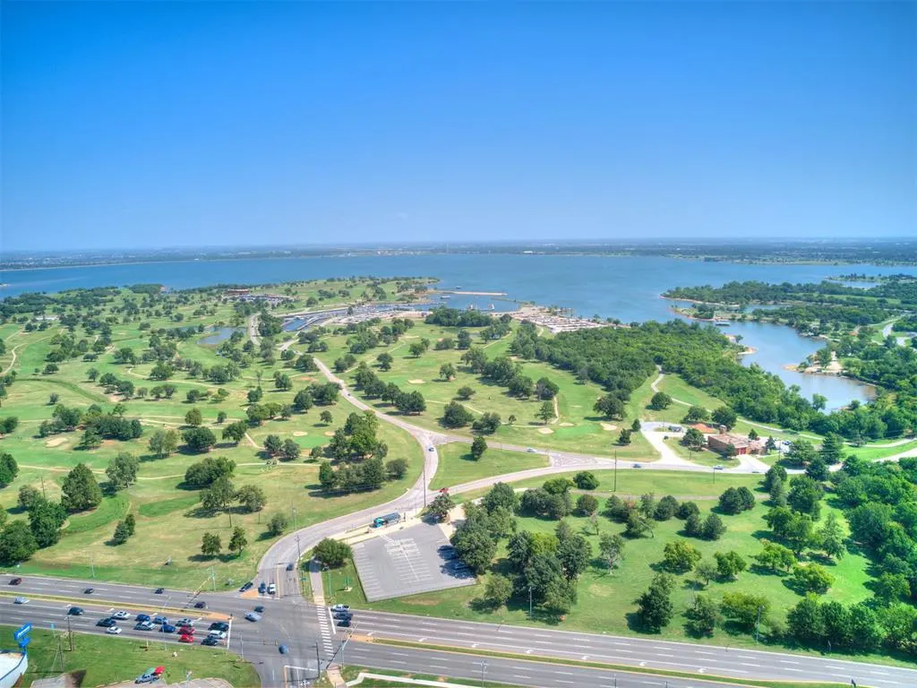 Photo 20 — 6704 N Meridian Avenue e, Oklahoma City, OK 73116