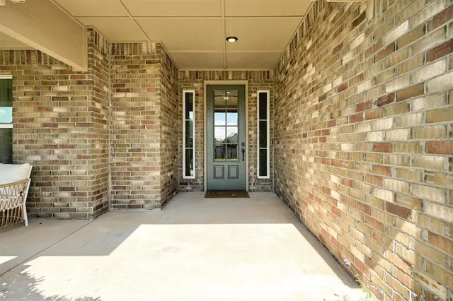 Photo 5 — 409 Tralee Lane, Yukon, OK 73099