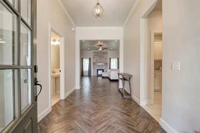 Photo 6 — 409 Tralee Lane, Yukon, OK 73099