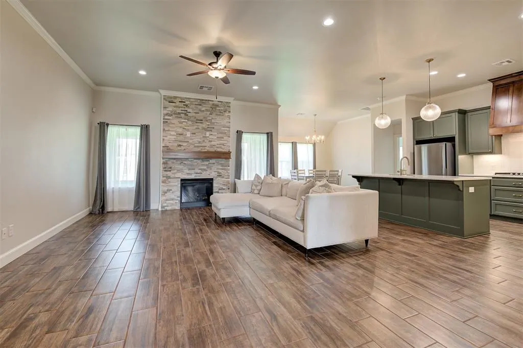 Photo 8 — 409 Tralee Lane, Yukon, OK 73099