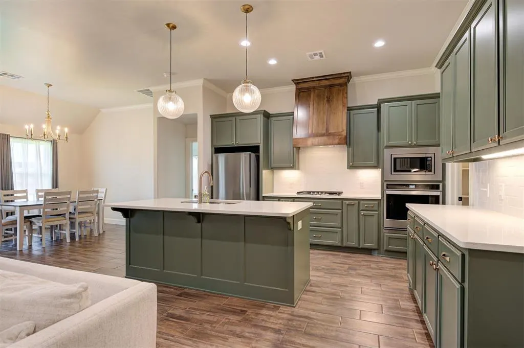 Photo 12 — 409 Tralee Lane, Yukon, OK 73099