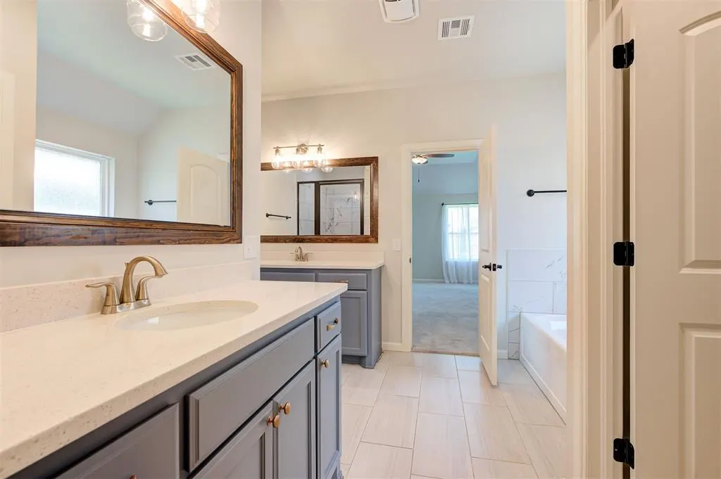 Photo 25 — 409 Tralee Lane, Yukon, OK 73099