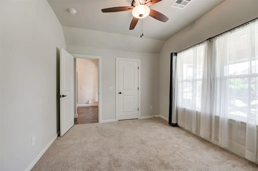 Photo 43 — 409 Tralee Lane, Yukon, OK 73099