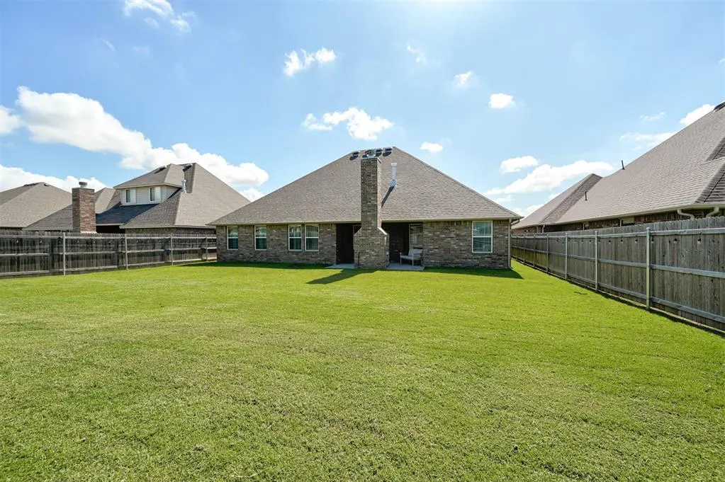 Photo 46 — 409 Tralee Lane, Yukon, OK 73099