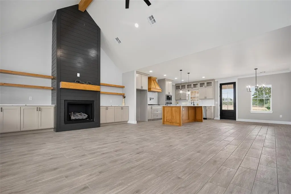Photo 4 — 2451 Wind River Circle, Blanchard, OK 73010