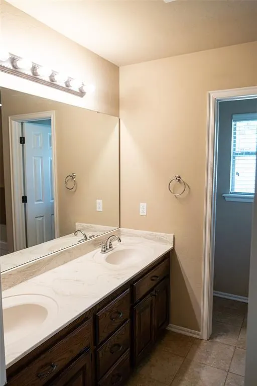Photo 18 — 8009 Hillers Road, Oklahoma City, OK 73132