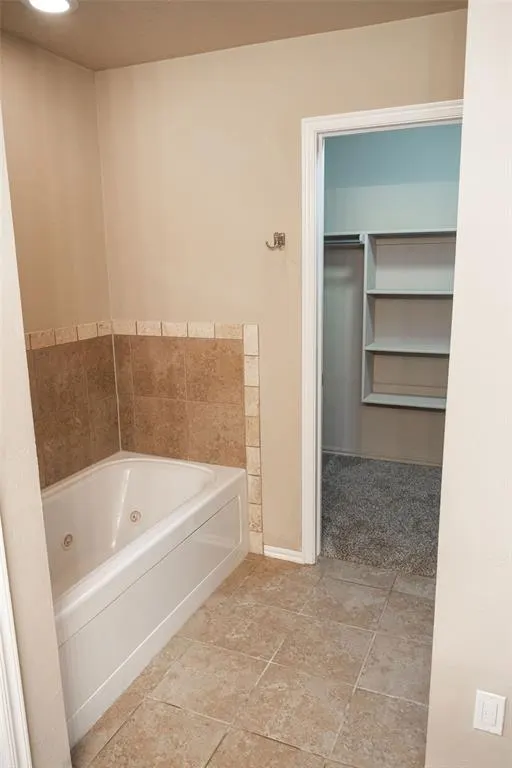 Photo 19 — 8009 Hillers Road, Oklahoma City, OK 73132