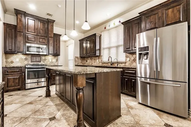 Photo 7 — 2128 NW 158th Street, Edmond, OK 73013