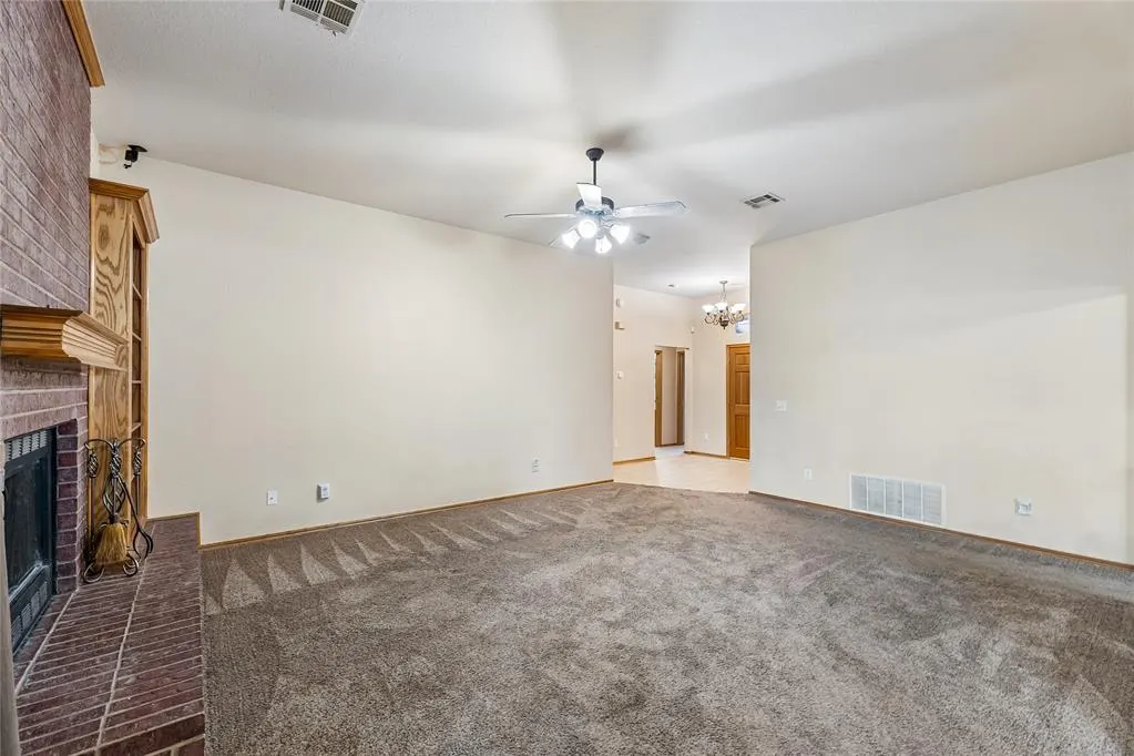 Photo 10 — 1909 Bradford Way, Edmond, OK 73003