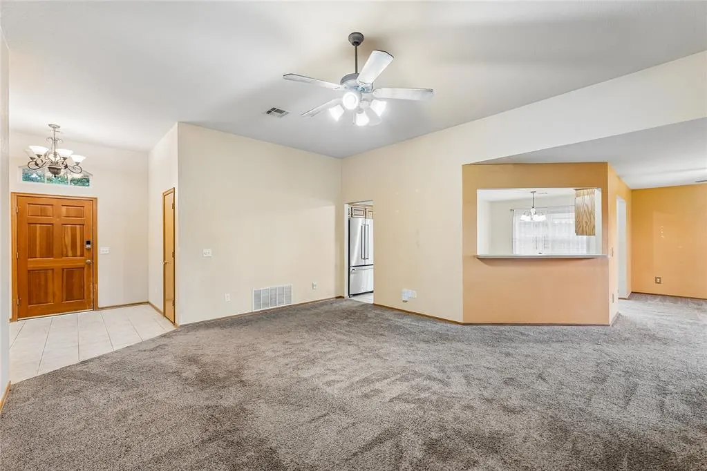 Photo 11 — 1909 Bradford Way, Edmond, OK 73003