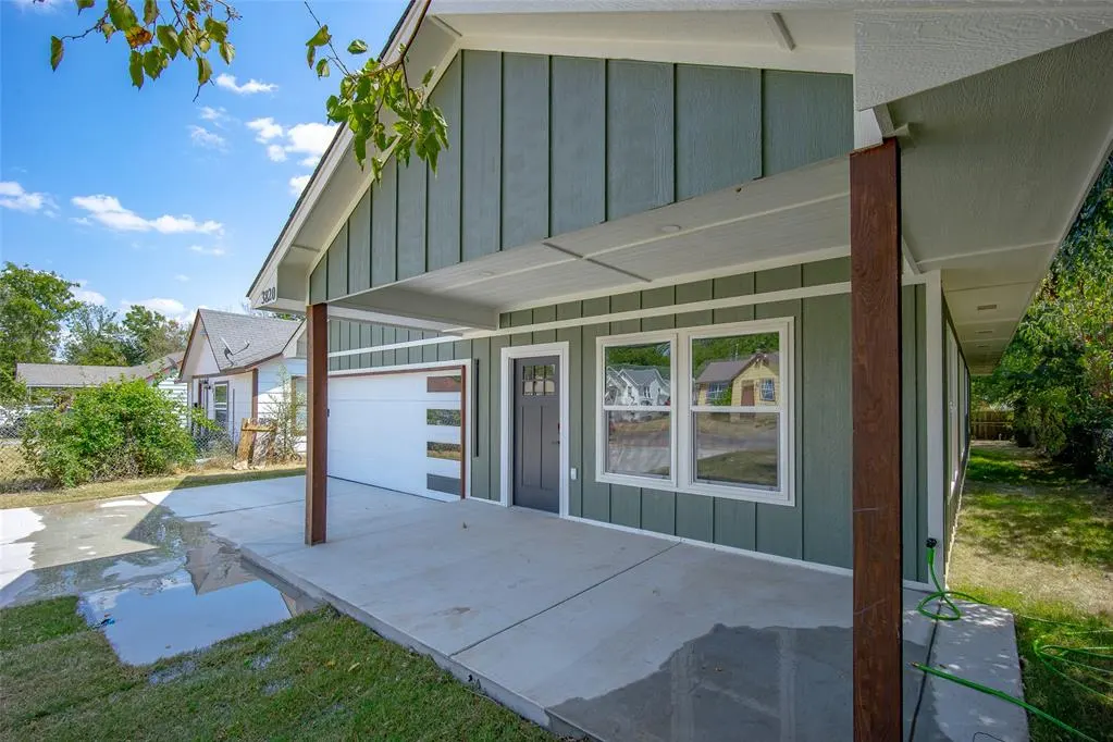 Photo 2 — 3820 NW 11th Street, Oklahoma City, OK 73107