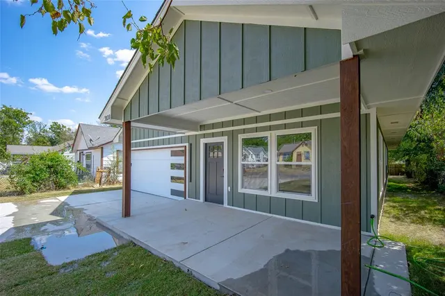 Photo 2 — 3820 NW 11th Street, Oklahoma City, OK 73107