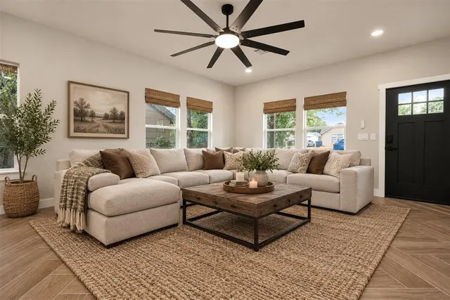 Photo 3 — 3820 NW 11th Street, Oklahoma City, OK 73107