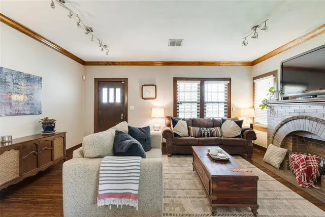 Photo 6 — 2409 NW 19th Street, Oklahoma City, OK 73107