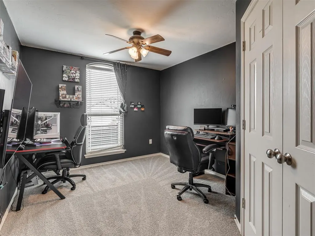 Photo 18 — 13305 SW 4th Street, Yukon, OK 73099