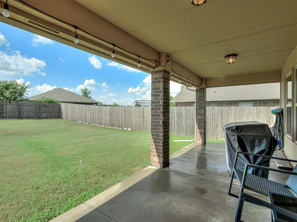 Photo 25 — 13305 SW 4th Street, Yukon, OK 73099