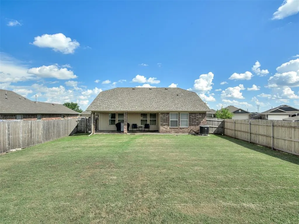 Photo 28 — 13305 SW 4th Street, Yukon, OK 73099