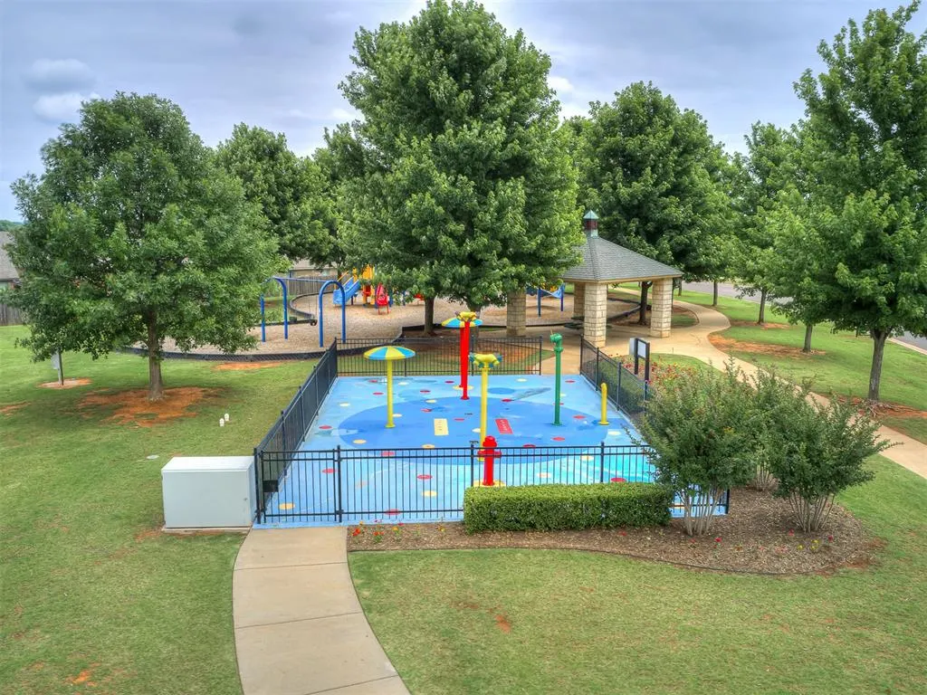 Photo 38 — 13305 SW 4th Street, Yukon, OK 73099