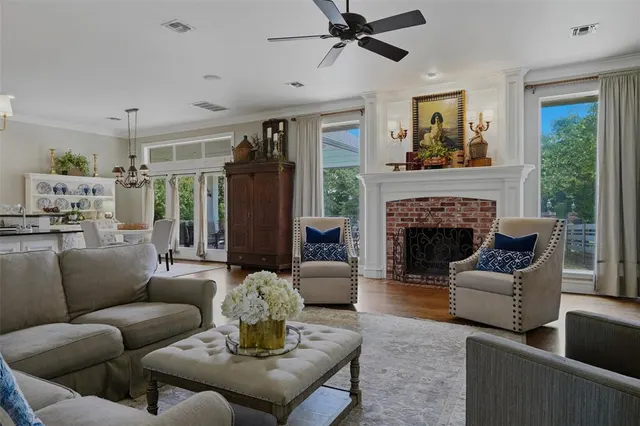 Photo 5 — 2 S Arcadian Oaks Drive, Edmond, OK 73034