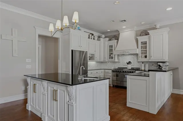 Photo 8 — 2 S Arcadian Oaks Drive, Edmond, OK 73034