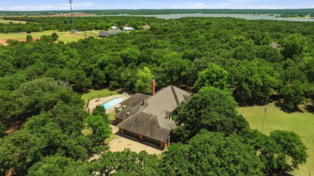 Photo 33 — 2 S Arcadian Oaks Drive, Edmond, OK 73034