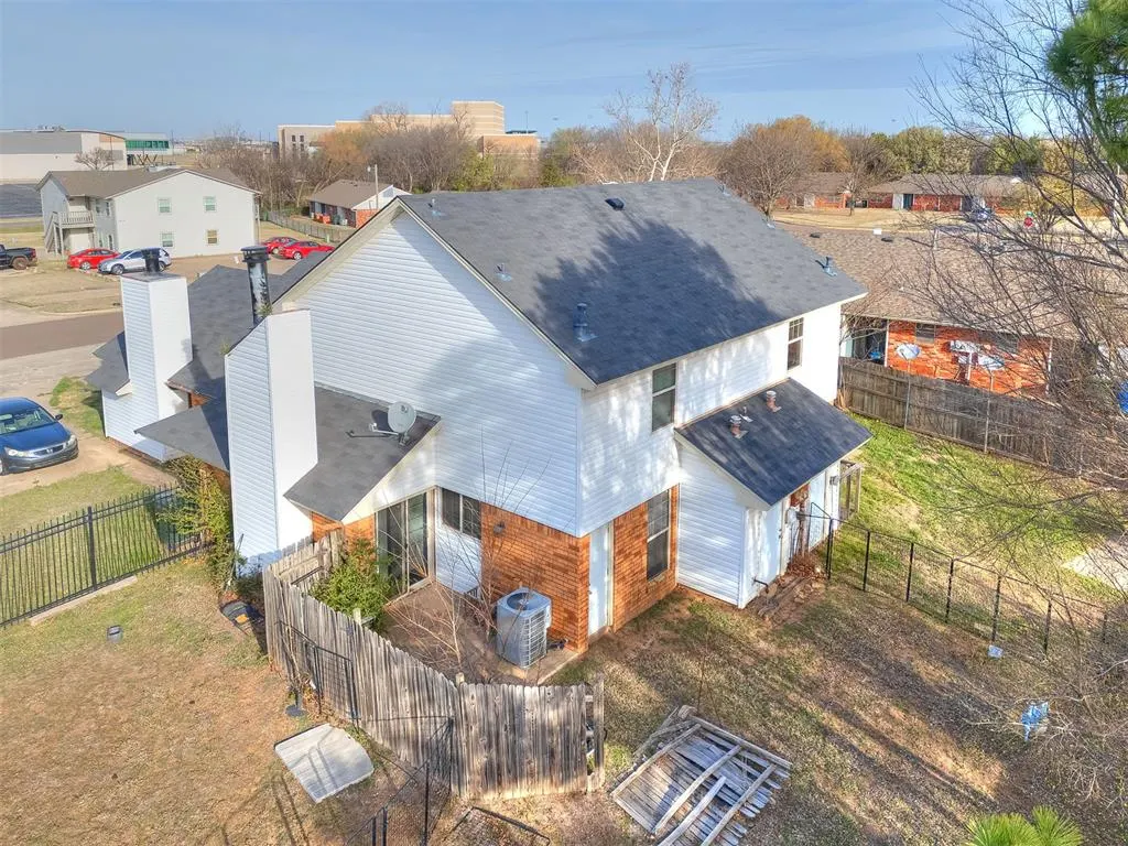 Photo 35 — 1811 Wren Street, Norman, OK 73069