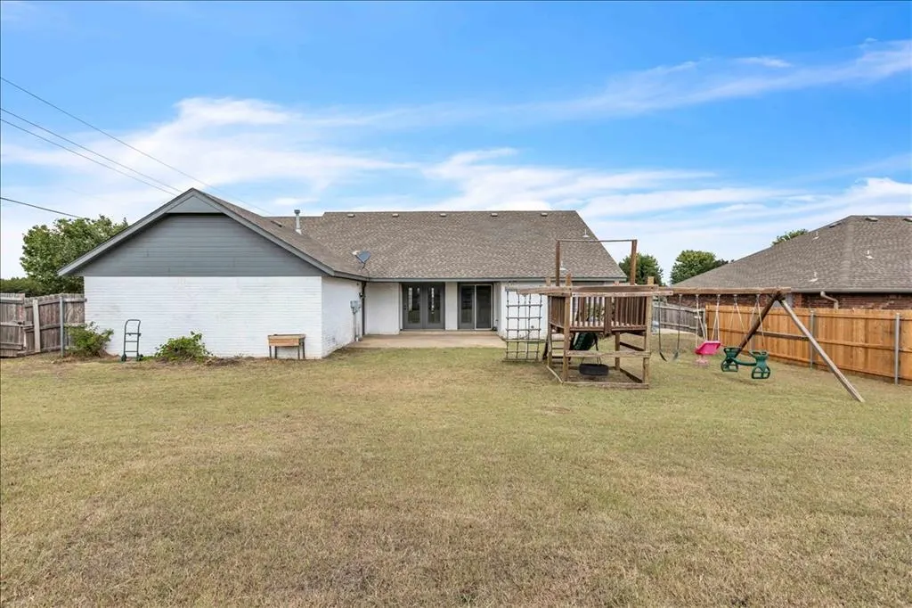 Photo 39 — 1301 Manchester Drive, Shawnee, OK 74804