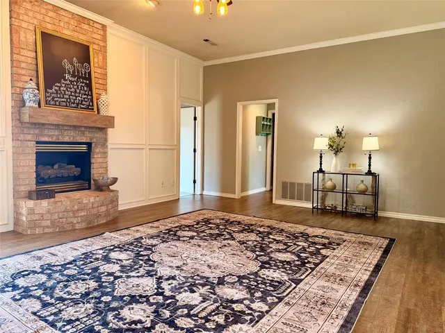 Photo 5 — 1301 Manchester Drive, Shawnee, OK 74804