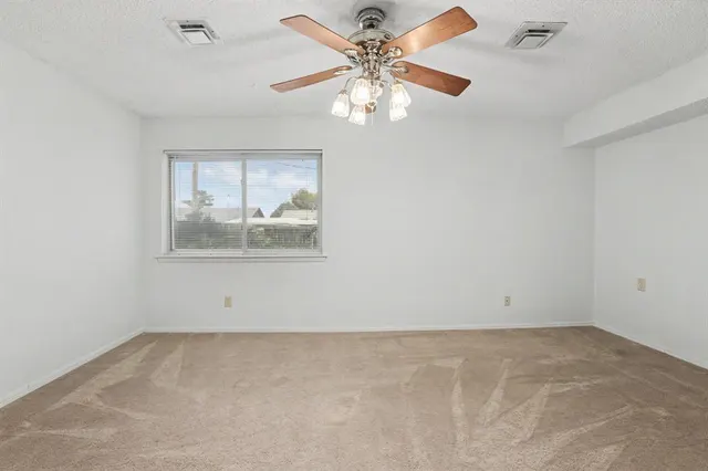 Photo 7 — 4024 N Nicklas Avenue, Oklahoma City, OK 73122