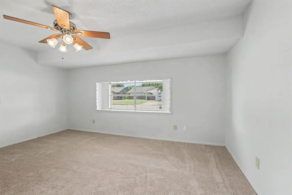 Photo 11 — 4024 N Nicklas Avenue, Oklahoma City, OK 73122