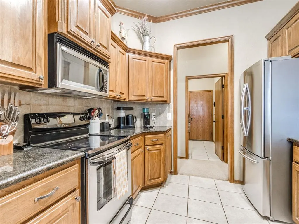 Photo 13 — 533 SW 157th Street, Oklahoma City, OK 73170