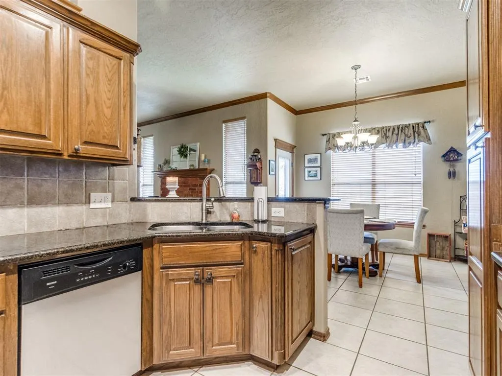 Photo 16 — 533 SW 157th Street, Oklahoma City, OK 73170