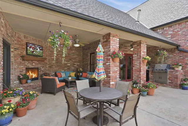 Photo 8 — 3740 Redmont Trace, Edmond, OK 73034