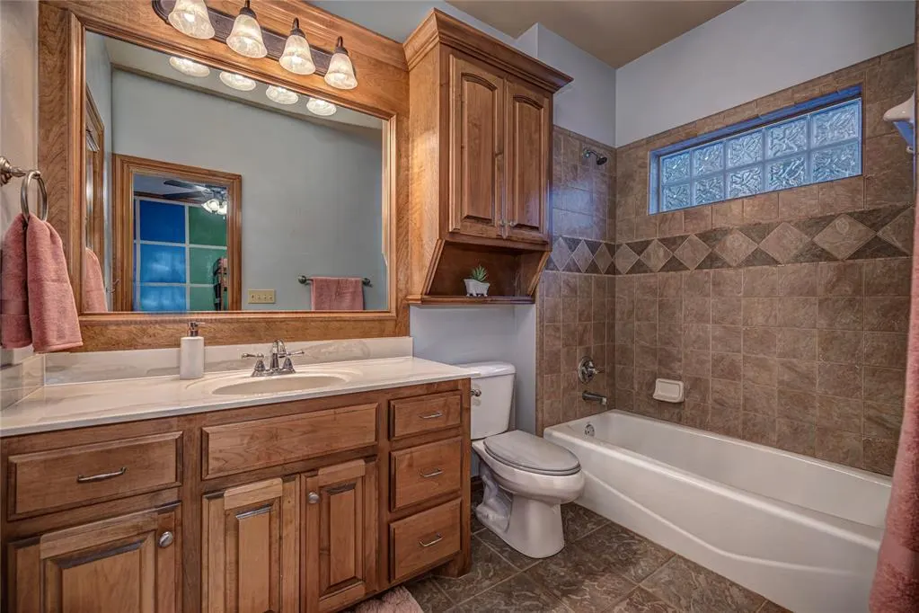 Photo 44 — 3740 Redmont Trace, Edmond, OK 73034