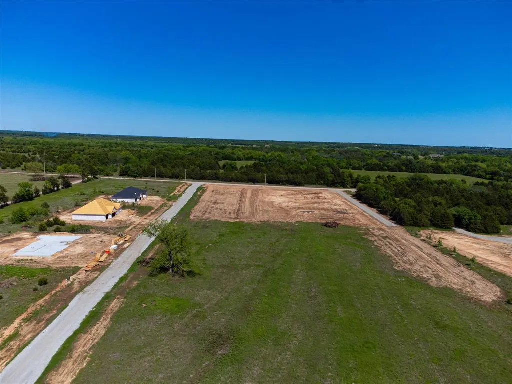 Photo 3 — 2914 E Cedar Creek Pass, Stillwater, OK 74075