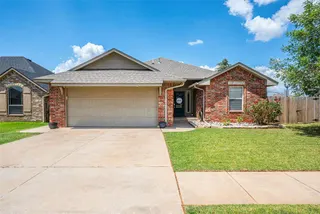 Sold home at 11729 SW 16th Street