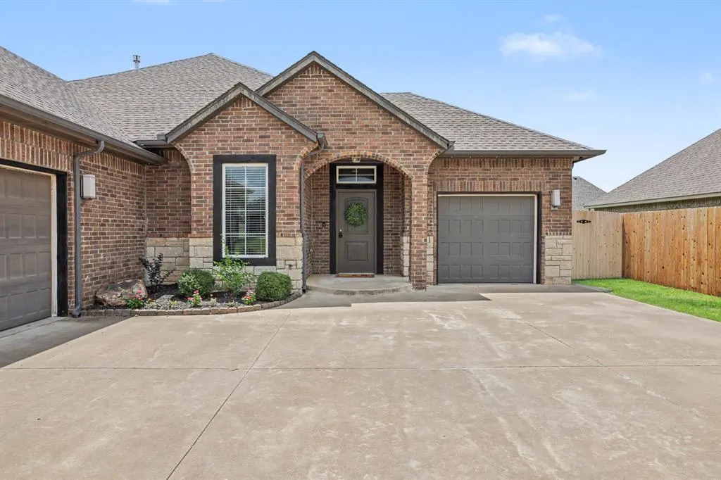 Photo 3 — 908 NW 186th Street, Edmond, OK 73012